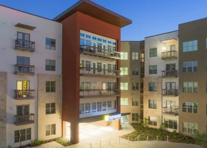 Luxurious, 1 Bedroom Near Downtown & Dickies Arena Fort Worth