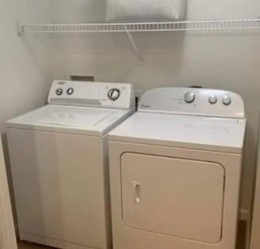 Luxurious, 1 Bedroom Near Downtown & Dickies Arena Apartment *
