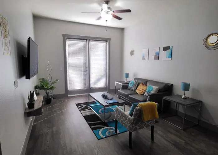 Apartment Luxurious, 1 Bedroom Near Downtown & Dickies Arena *